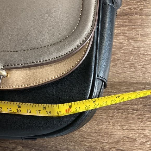 NWT Real Simple Madison Saddle Bag Taupe Multi R1391 - Picture 9 of 10